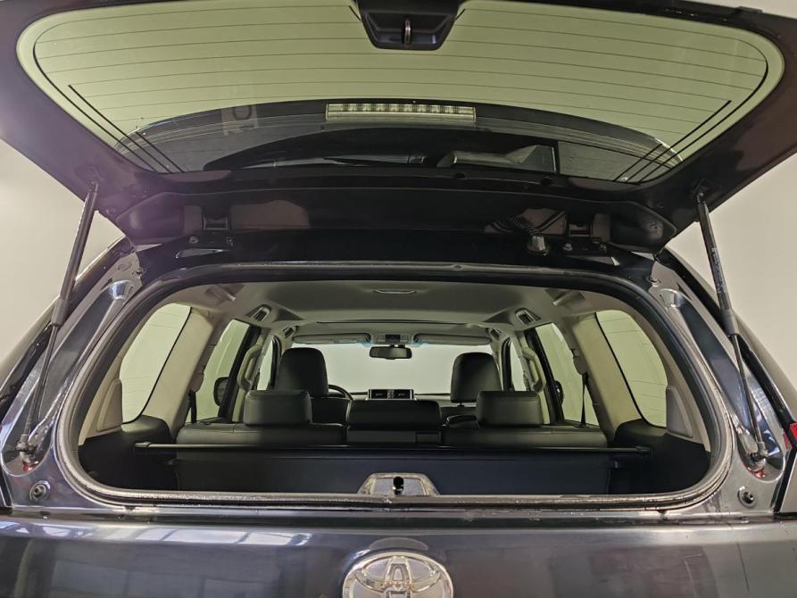 Toyota Land Cruiser Prado 150 Series Рестайлинг 1 Москва  - изображение 28