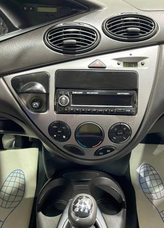Ford Focus I Рестайлинг с пробегом 2005 года, цена 240 000 рублей, 290000 км, седан, Автокод Объявления