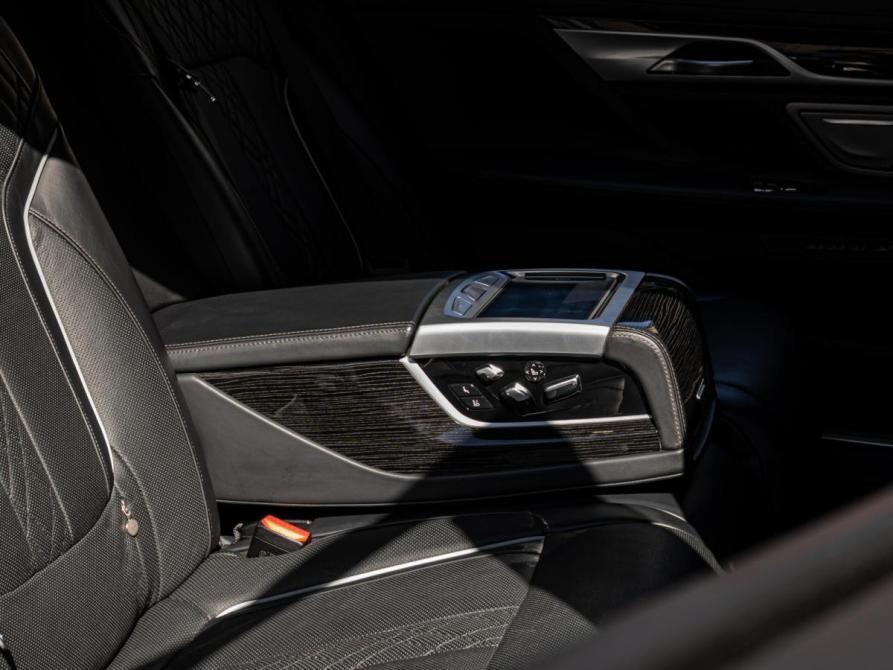 BMW 7 серии VI (G11/G12) Рестайлинг Краснодар  - изображение 35