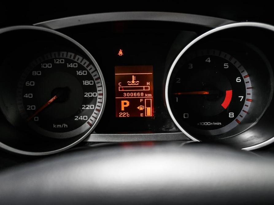 Mitsubishi Outlander II Москва  - изображение 10