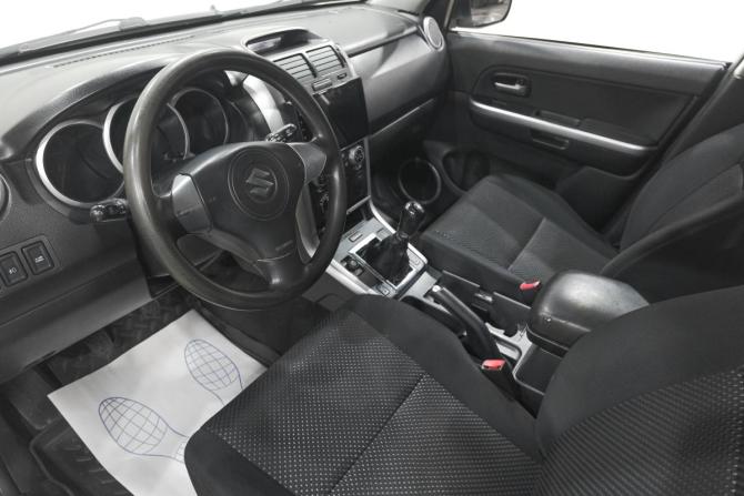 Suzuki Grand Vitara II с пробегом 2005 года, цена 799 000 рублей, 303000 км, внедорожник, Автокод Объявления