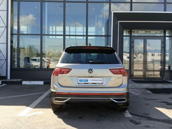 Volkswagen Tiguan II Рестайлинг с пробегом 2021 года, цена 3 049 000 рублей, 79002 км, внедорожник, Автокод Объявления