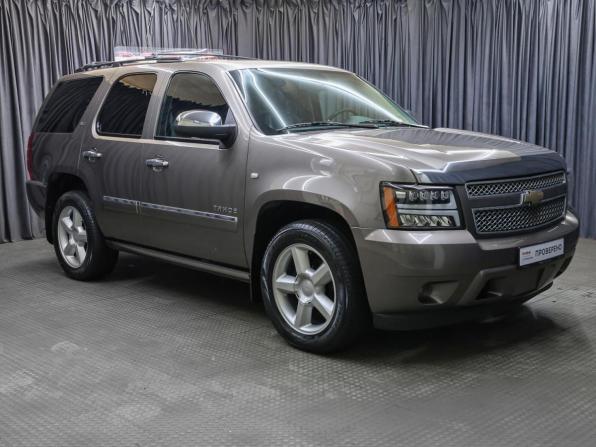 Chevrolet Tahoe III с пробегом 2013 года, цена 2 849 000 рублей, 128044 км, внедорожник, Автокод Объявления