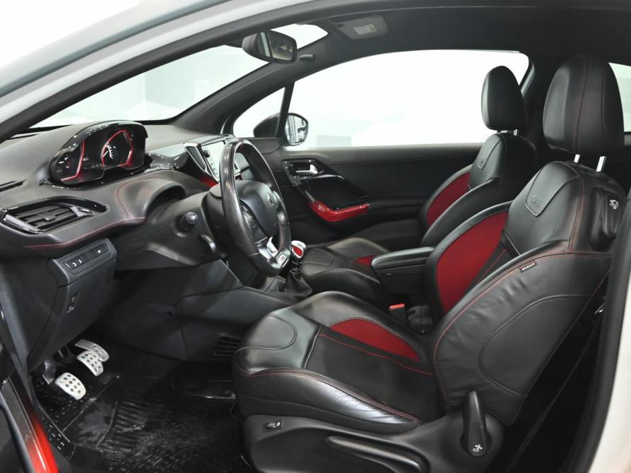 Peugeot 208 GTi I Екатеринбург  - изображение 9
