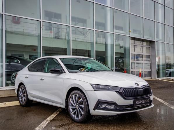 Skoda Octavia IV (A8) с пробегом 2021 года, цена 2 528 000 рублей, 154275 км, лифтбек, Автокод Объявления