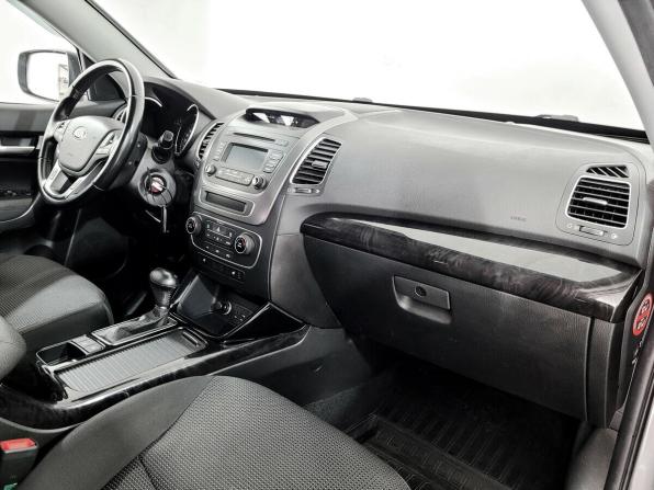 Kia Sorento II Рестайлинг с пробегом 2018 года, цена 1 980 000 рублей, 89694 км, внедорожник, Автокод Объявления