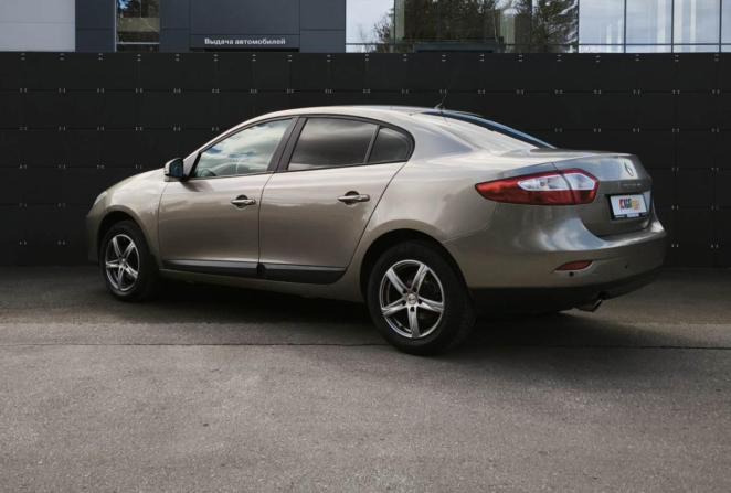 Renault Fluence I с пробегом 2011 года, цена 679 000 рублей, 218727 км, седан, Автокод Объявления