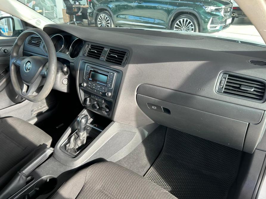 Volkswagen Jetta VI Рестайлинг Екатеринбург  - изображение 22