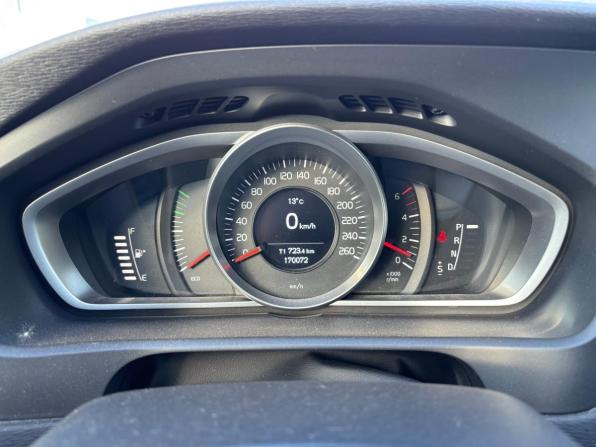 Volvo V40 Cross Country I с пробегом 2014 года, цена 1 049 000 рублей, 170000 км, хэтчбек, Автокод Объявления