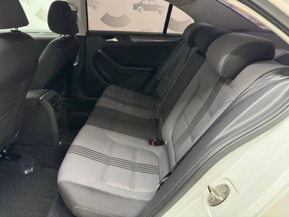 Volkswagen Jetta VI Рестайлинг с пробегом 2016 года, цена 1 099 000 рублей, 204541 км, седан, Автокод Объявления
