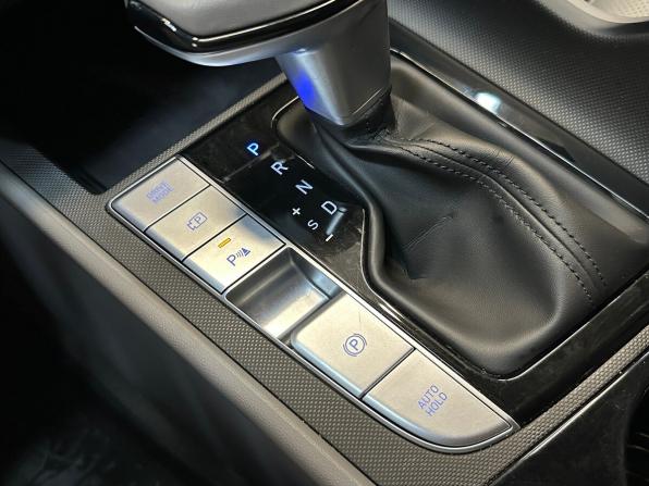 Hyundai Elantra VII (CN7) с пробегом 2021 года, цена 1 865 000 рублей, 116631 км, седан, Автокод Объявления