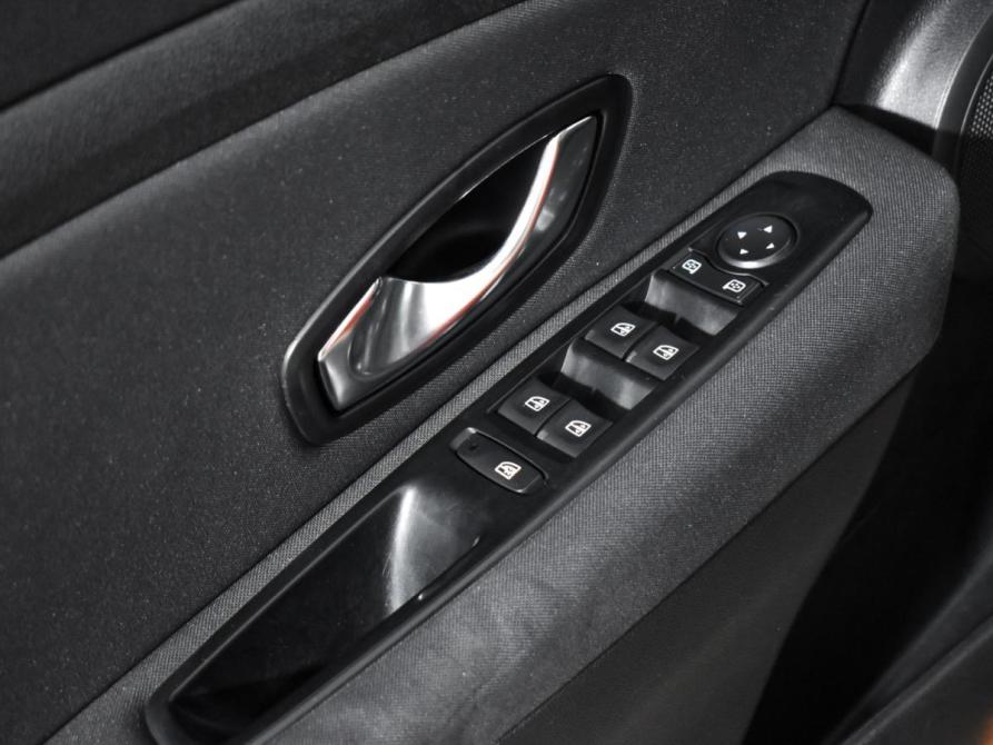 Renault Fluence I Санкт-Петербург  - изображение 11