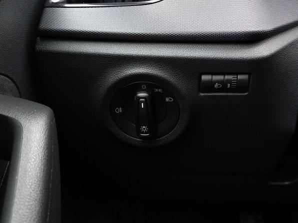 Skoda Rapid II с пробегом 2021 года, цена 1 445 000 рублей, 71820 км, лифтбек, Автокод Объявления