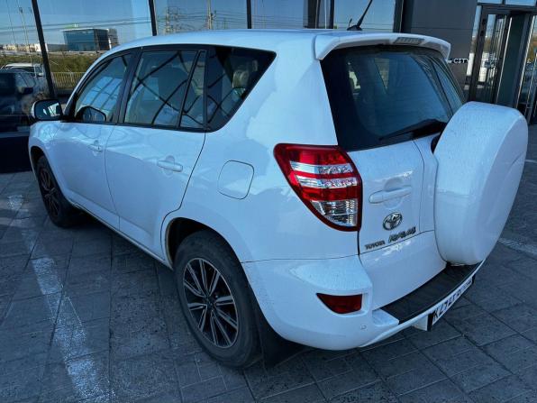 Toyota RAV4 III (XA30) Рестайлинг с пробегом 2011 года, цена 1 220 000 рублей, 239266 км, внедорожник, Автокод Объявления