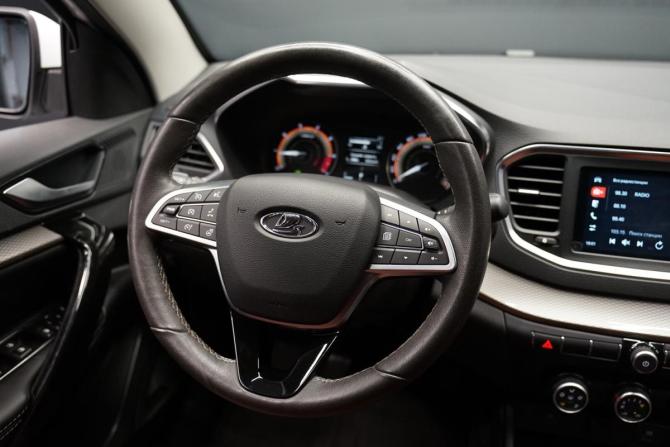 Lada (ВАЗ) Vesta I Рестайлинг (NG) с пробегом 2023 года, цена 1 241 000 рублей, 57000 км, седан, Автокод Объявления