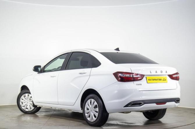 Lada (ВАЗ) Vesta I Рестайлинг (NG) с пробегом 2024 года, цена 1 499 000 рублей, 10258 км, седан, Автокод Объявления