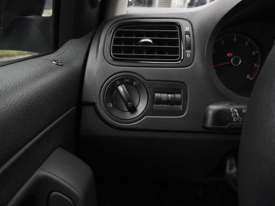 Volkswagen Polo V Рестайлинг Казань  - изображение 13