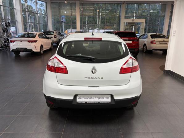 Renault Megane III Рестайлинг 2 с пробегом 2014 года, цена 848 000 рублей, 134753 км, хэтчбек, Автокод Объявления