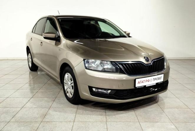 Skoda Rapid I Рестайлинг с пробегом 2019 года, цена 1 005 000 рублей, 168135 км, лифтбек, Автокод Объявления