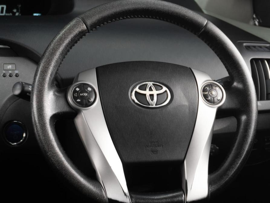 Toyota Prius III Рестайлинг (XW30) Тюмень  - изображение 17