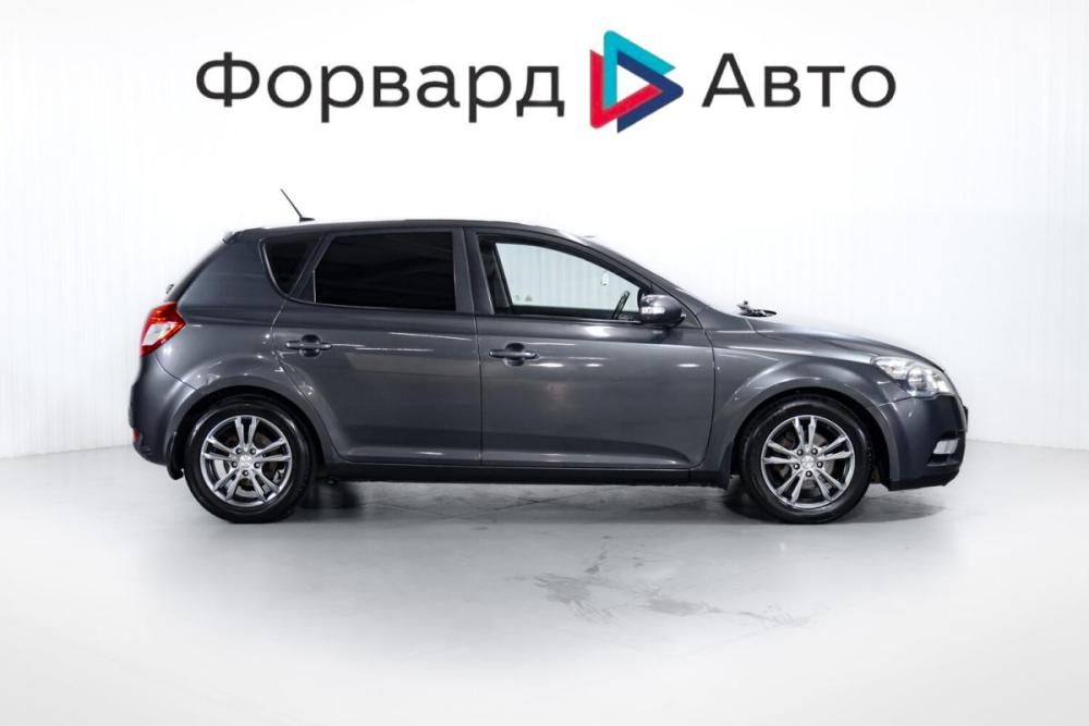 Kia Ceed I Рестайлинг Тюмень  - изображение 9