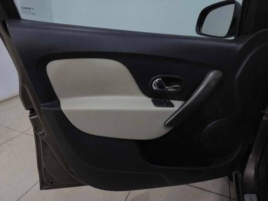 Renault Logan II Рестайлинг Альметьевск  - изображение 9
