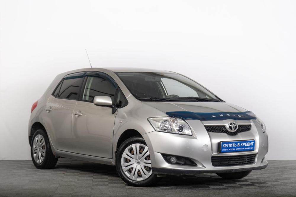 Toyota Auris I Томск  - изображение 1