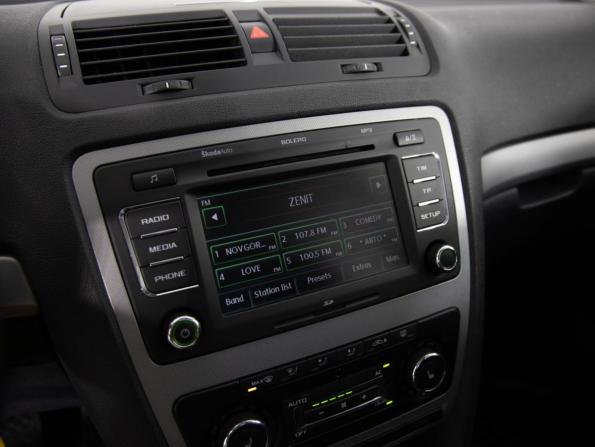 Skoda Octavia II (A5) Рестайлинг с пробегом 2010 года, цена 849 000 рублей, 203511 км, лифтбек, Автокод Объявления