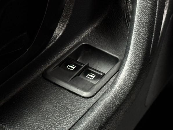Skoda Fabia II Рестайлинг с пробегом 2011 года, цена 669 000 рублей, 228671 км, хэтчбек, Автокод Объявления