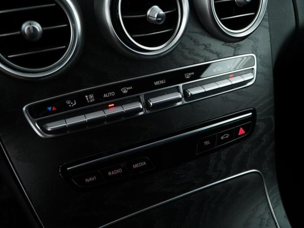Mercedes-Benz C-Класс IV (W205) Рестайлинг с пробегом 2019 года, цена 2 763 444 рубля, 93777 км, седан, Автокод Объявления