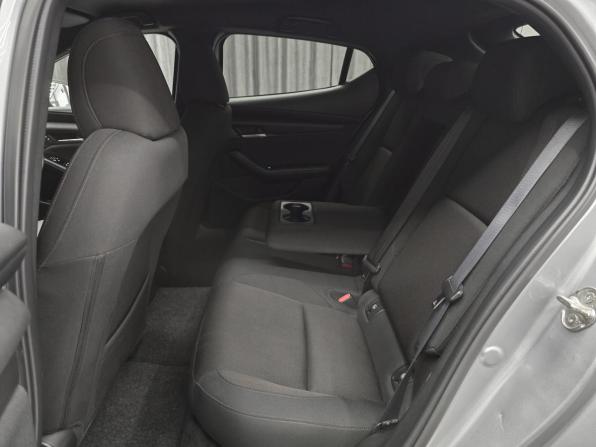 Mazda 3 IV (BP) с пробегом 2021 года, цена 1 670 000 рублей, 56000 км, хэтчбек, Автокод Объявления