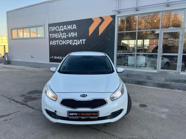 Kia Ceed II с пробегом 2014 года, цена 900 000 рублей, 239932 км, хэтчбек, Автокод Объявления