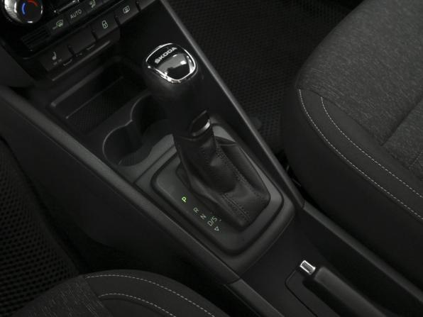 Skoda Rapid II с пробегом 2021 года, цена 1 770 000 рублей, 91236 км, лифтбек, Автокод Объявления