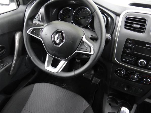 Renault Sandero II Рестайлинг с пробегом 2020 года, цена 1 235 000 рублей, 30000 км, хэтчбек, Автокод Объявления