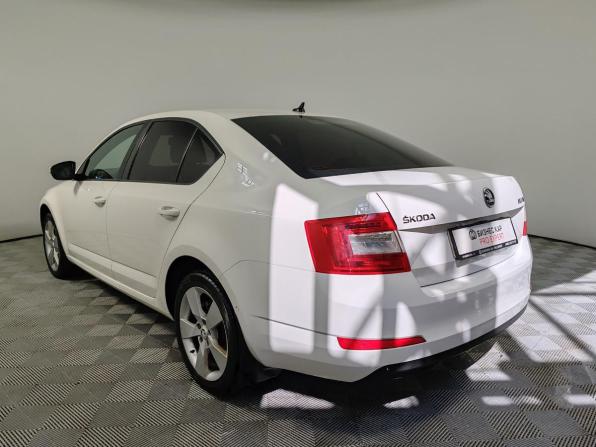 Skoda Octavia III (A7) с пробегом 2015 года, цена 1 299 000 рублей, 244144 км, лифтбек, Автокод Объявления
