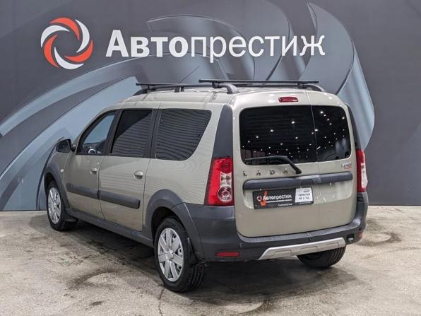 Lada (ВАЗ) Largus I с пробегом 2021 года, цена 940 000 рублей, 121717 км, универсал, Автокод Объявления