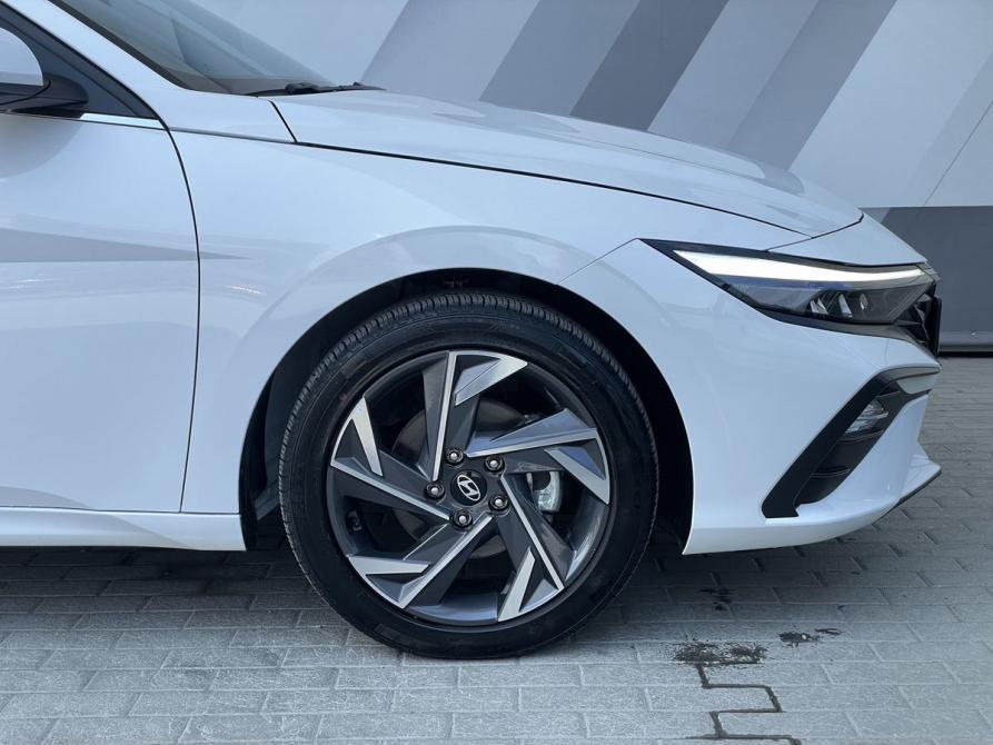 Hyundai Elantra VII (CN7) Рестайлинг Екатеринбург  - изображение 5