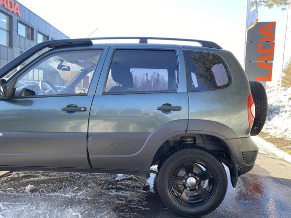 Chevrolet Niva I Рестайлинг с пробегом 2015 года, цена 670 000 рублей, 120000 км, внедорожник, Автокод Объявления
