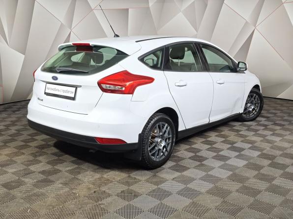 Ford Focus III Рестайлинг с пробегом 2015 года, цена 947 000 рублей, 104413 км, хэтчбек, Автокод Объявления