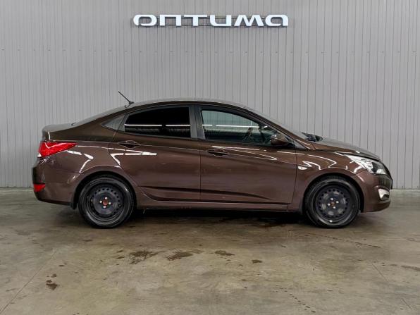 Hyundai Solaris I Рестайлинг с пробегом 2015 года, цена 897 000 рублей, 212796 км, седан, Автокод Объявления
