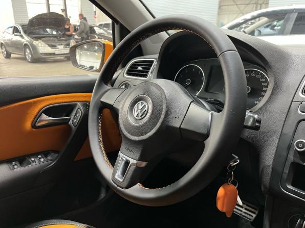 Volkswagen Polo V с пробегом 2011 года, цена 740 000 рублей, 117443 км, хэтчбек, Автокод Объявления