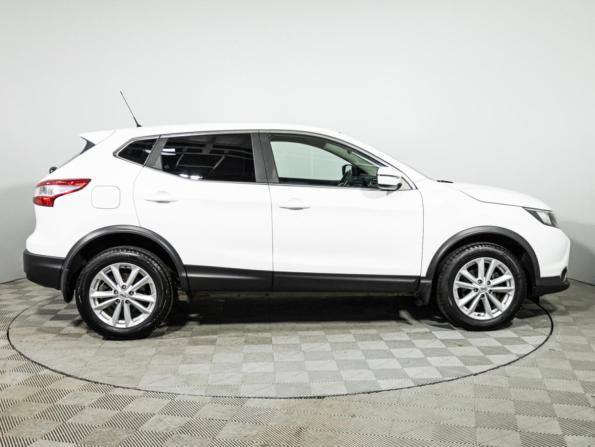 Nissan Qashqai II с пробегом 2016 года, цена 1 409 700 рублей, 111513 км, внедорожник, Автокод Объявления