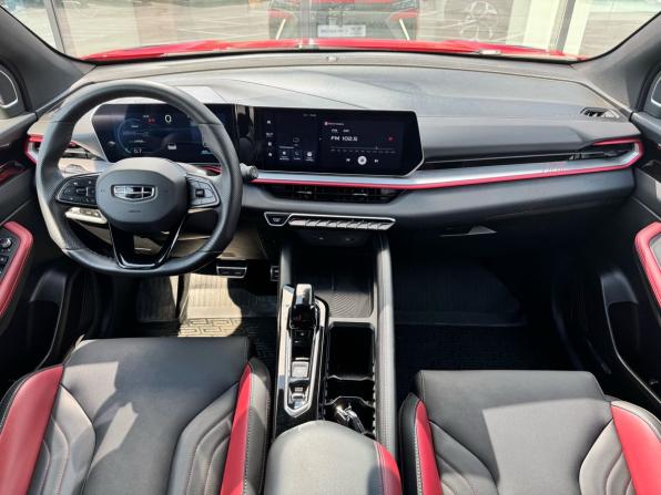 Geely Coolray I Рестайлинг с пробегом 2024 года, цена 2 099 900 рублей, 24908 км, внедорожник, Автокод Объявления