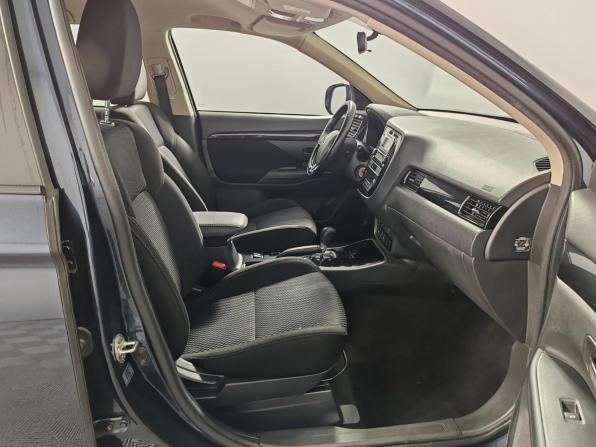 Mitsubishi Outlander III Рестайлинг 3 с пробегом 2019 года, цена 1 900 000 рублей, 96663 км, внедорожник, Автокод Объявления