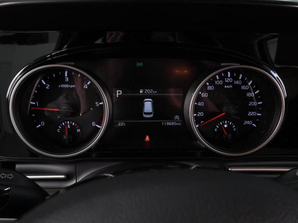 Kia Carnival III с пробегом 2021 года, цена 4 240 000 рублей, 119685 км, минивэн, Автокод Объявления