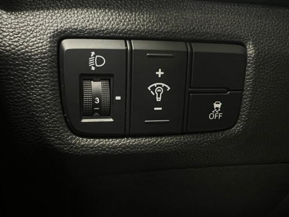 Hyundai Creta I с пробегом 2019 года, цена 1 700 000 рублей, 145000 км, внедорожник, Автокод Объявления