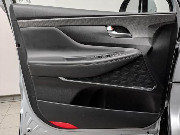 Hyundai Santa Fe IV с пробегом 2018 года, цена 2 725 000 рублей, 133586 км, внедорожник, Автокод Объявления