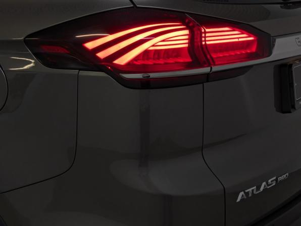 Geely Atlas Pro с пробегом 2023 года, цена 2 000 000 рублей, 53080 км, внедорожник, Автокод Объявления
