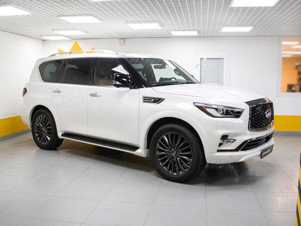 Infiniti QX80 I Рестайлинг 3 с пробегом 2022 года, цена 9 999 000 рублей, 838 км, внедорожник, Автокод Объявления