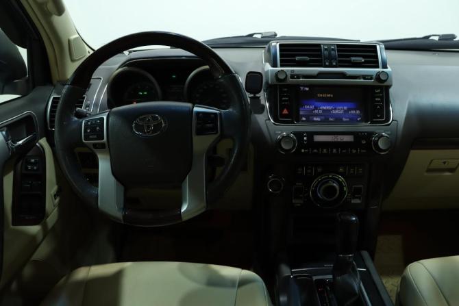 Toyota Land Cruiser Prado 150 Series Рестайлинг 1 с пробегом 2014 года, цена 4 288 000 рублей, 122761 км, внедорожник, Автокод Объявления